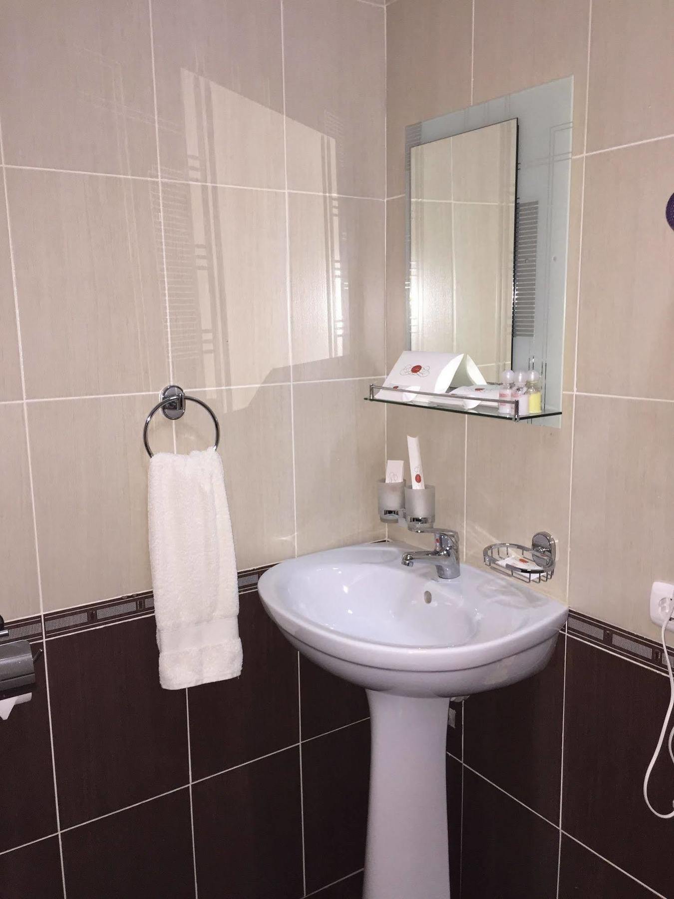 Belon Life Hotel Astana Zewnętrze zdjęcie