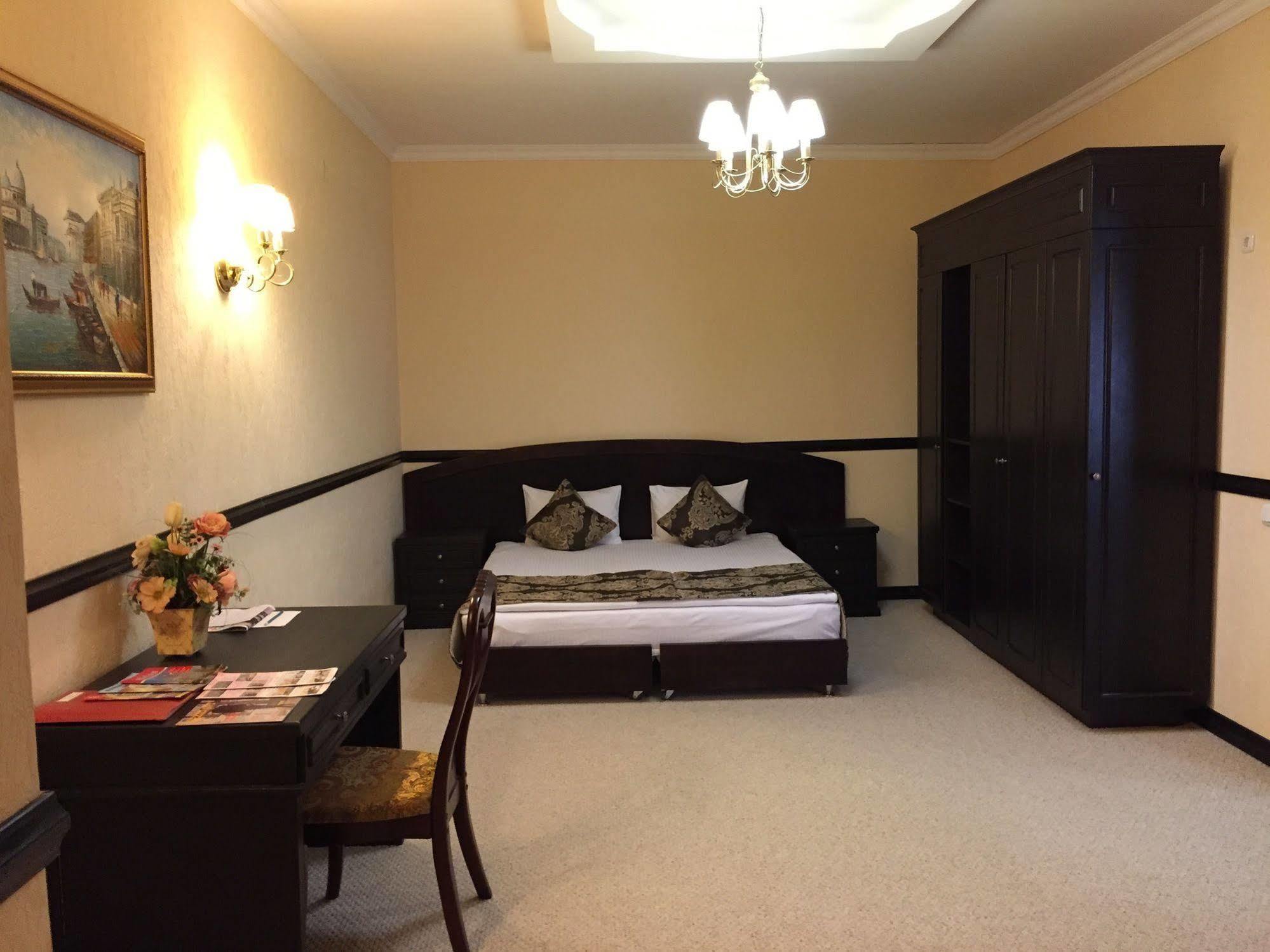 Belon Life Hotel Astana Zewnętrze zdjęcie